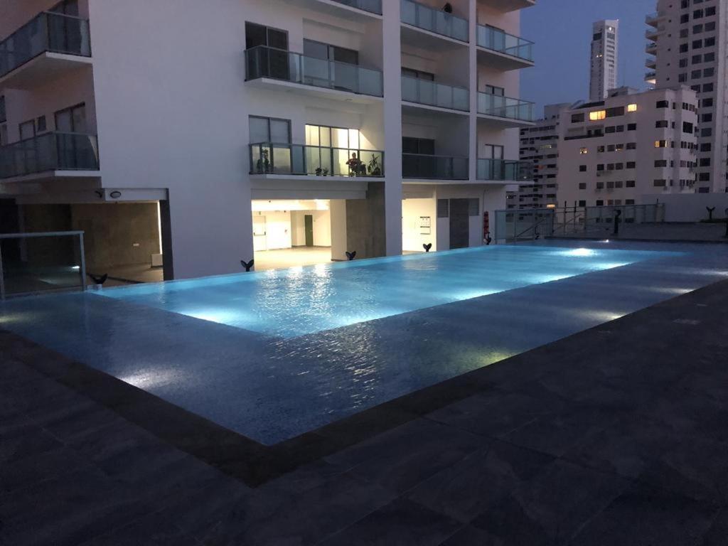 Apartamento 1 Habitacion. Bocagrande Edificio Infinitum *